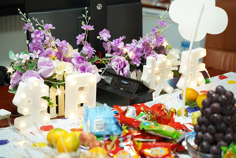 激埃特秋季員工生日會(huì )14