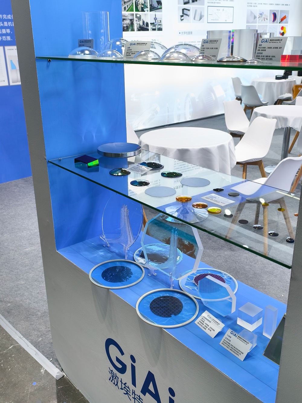 慕尼黑現(xiàn)場激埃特展柜